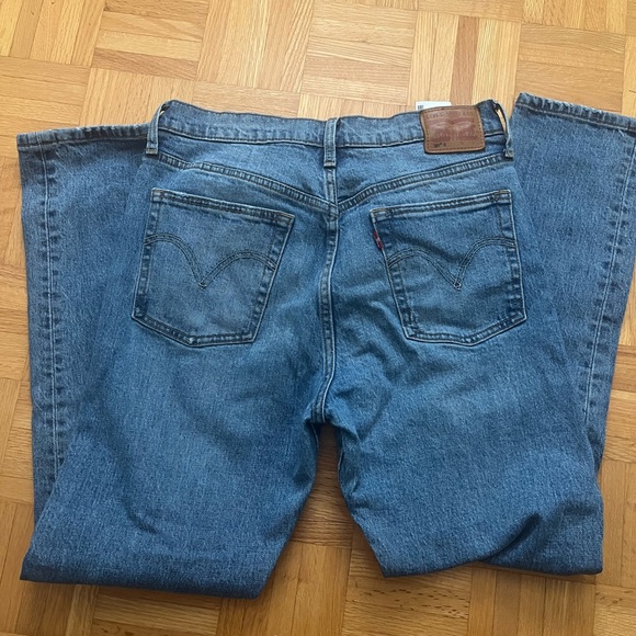Levi’s skinny jeans! 30x30. Only lightly worn. - Picture 4 of 4